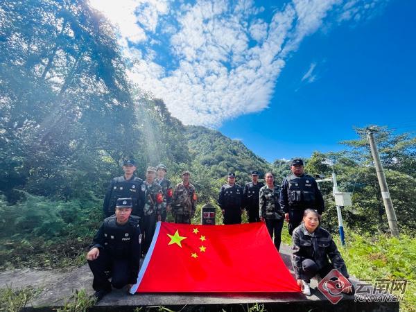 长假里坚守,他们奔向祖国和人民需要的地方休闲区蓝鸢梦想 - Www.slyday.coM 长假里坚守,他们奔向祖国和人民需要的地方休闲区蓝鸢梦想 - Www.slyday.coM