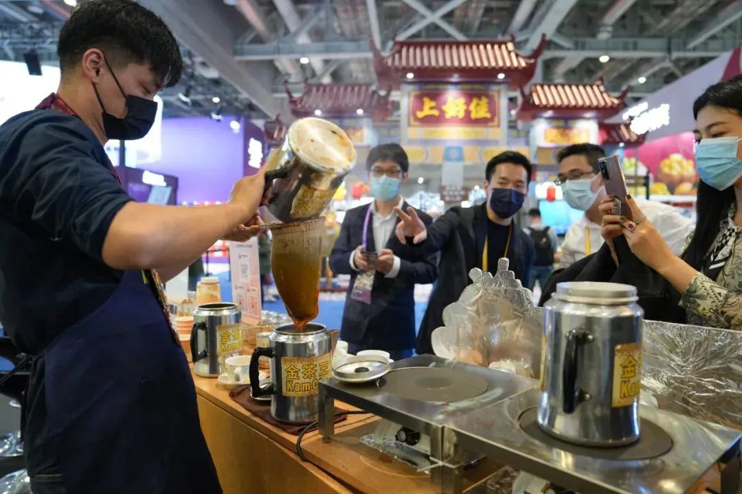 茶饮咖啡品牌争相上市,行业规模不断扩大休闲区蓝鸢梦想 - Www.slyday.coM 茶饮咖啡品牌争相上市,行业规模不断扩大休闲区蓝鸢梦想 - Www.slyday.coM