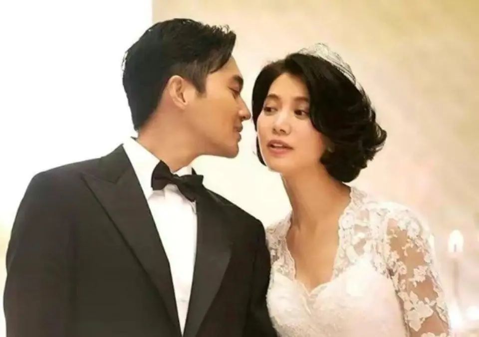 多年口碑因一场婚礼翻车?这对真的不能细扒啊!休闲区蓝鸢梦想 - Www.slyday.coM 多年口碑因一场婚礼翻车?这对真的不能细扒啊!休闲区蓝鸢梦想 - Www.slyday.coM