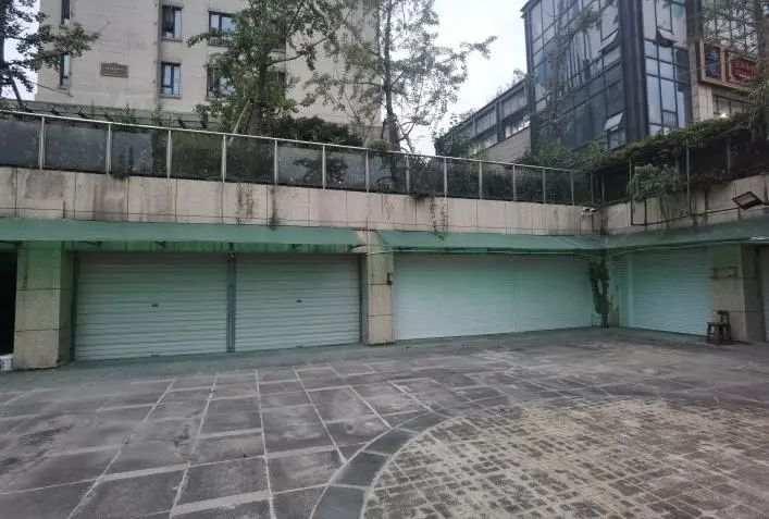 年入上百万,我家小区原来这么值钱!这些钱都是这么来的……休闲区蓝鸢梦想 - Www.slyday.coM 年入上百万,我家小区原来这么值钱!这些钱都是这么来的……休闲区蓝鸢梦想 - Www.slyday.coM