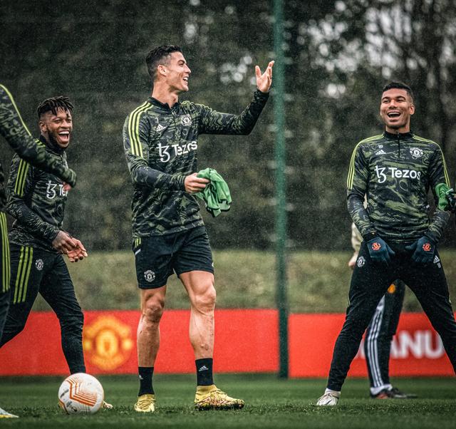 还是走不了!C罗无法离开曼联,滕哈格计策成功,红魔到底要什么休闲区蓝鸢梦想 - Www.slyday.coM 还是走不了!C罗无法离开曼联,滕哈格计策成功,红魔到底要什么休闲区蓝鸢梦想 - Www.slyday.coM