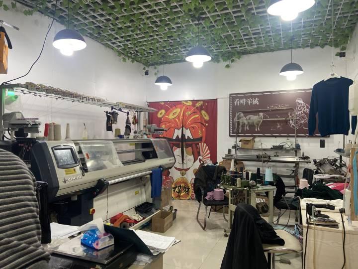 寒露到,杭州这些小店的生意爆火,“有人等不及直接穿上样衣就走了 ”休闲区蓝鸢梦想 - Www.slyday.coM 寒露到,杭州这些小店的生意爆火,“有人等不及直接穿上样衣就走了 ”休闲区蓝鸢梦想 - Www.slyday.coM