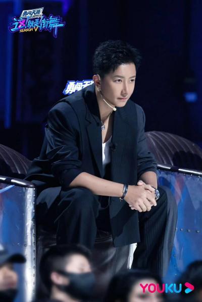 《这!就是街舞》第五季掀“全民街舞”热爱浪潮 王一博韩庚李承铉刘雨昕致敬街舞情怀休闲区蓝鸢梦想 - Www.slyday.coM 《这!就是街舞》第五季掀“全民街舞”热爱浪潮 王一博韩庚李承铉刘雨昕致敬街舞情怀休闲区蓝鸢梦想 - Www.slyday.coM