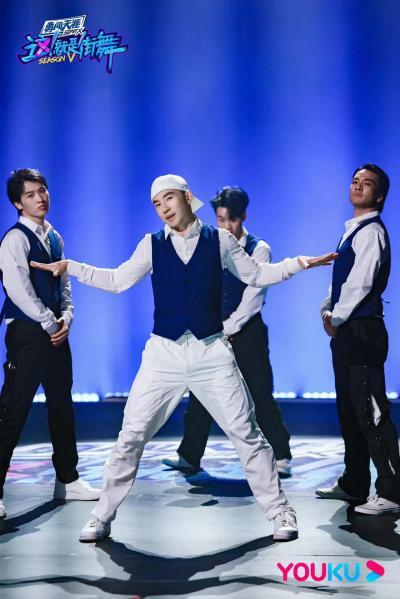《这!就是街舞》第五季掀“全民街舞”热爱浪潮 王一博韩庚李承铉刘雨昕致敬街舞情怀休闲区蓝鸢梦想 - Www.slyday.coM 《这!就是街舞》第五季掀“全民街舞”热爱浪潮 王一博韩庚李承铉刘雨昕致敬街舞情怀休闲区蓝鸢梦想 - Www.slyday.coM