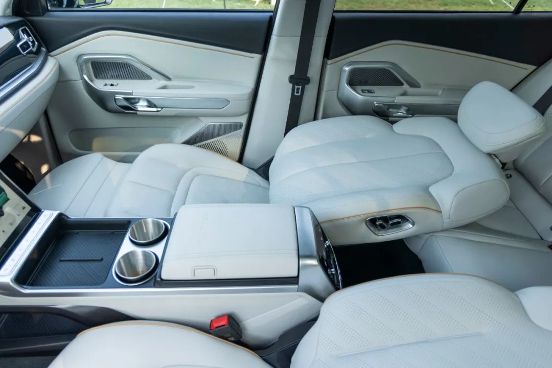 27.88万起,自游家NV正式上市,李想:凭啥和L7比较?休闲区蓝鸢梦想 - Www.slyday.coM 27.88万起,自游家NV正式上市,李想:凭啥和L7比较?休闲区蓝鸢梦想 - Www.slyday.coM