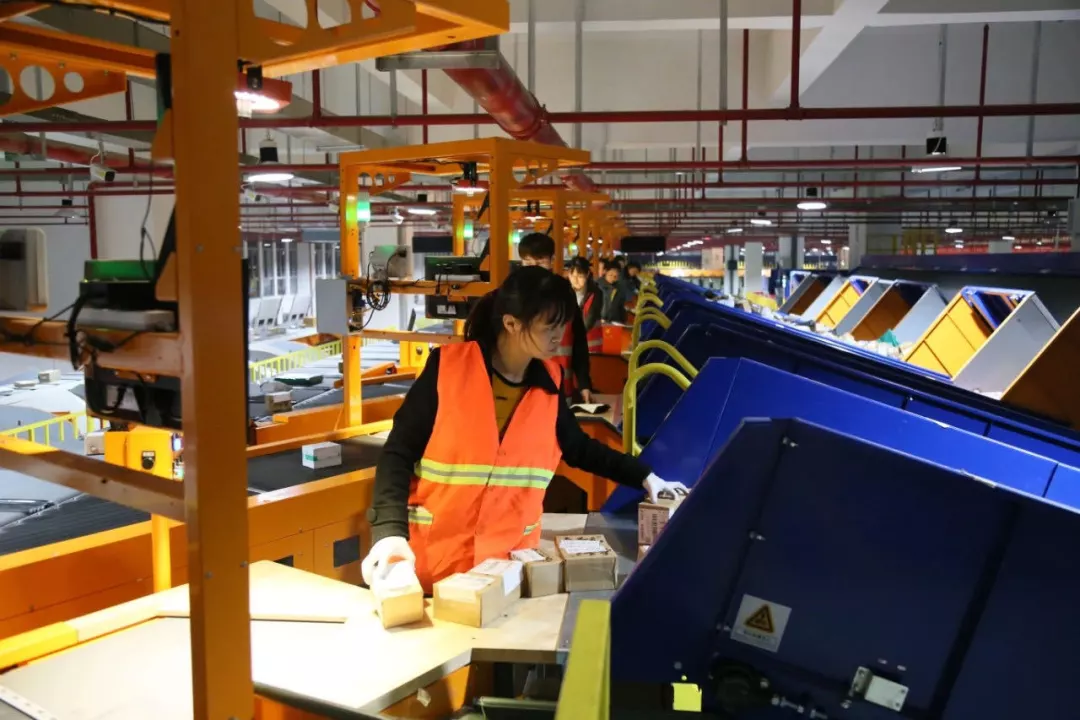 今天是世界邮政日,你真的了解中国邮政吗?休闲区蓝鸢梦想 - Www.slyday.coM 今天是世界邮政日,你真的了解中国邮政吗?休闲区蓝鸢梦想 - Www.slyday.coM