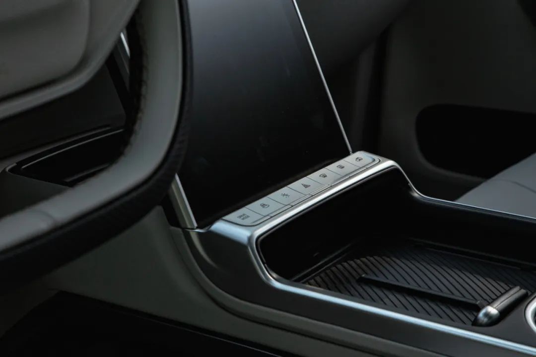 27.88万起,自游家NV正式上市,李想:凭啥和L7比较?休闲区蓝鸢梦想 - Www.slyday.coM 27.88万起,自游家NV正式上市,李想:凭啥和L7比较?休闲区蓝鸢梦想 - Www.slyday.coM