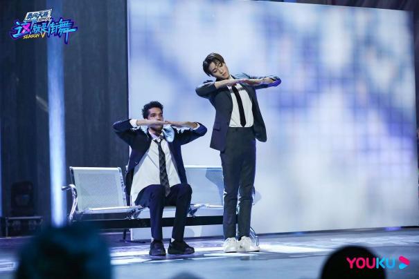 《这!就是街舞》第五季掀“全民街舞”热爱浪潮 王一博韩庚李承铉刘雨昕致敬街舞情怀休闲区蓝鸢梦想 - Www.slyday.coM 《这!就是街舞》第五季掀“全民街舞”热爱浪潮 王一博韩庚李承铉刘雨昕致敬街舞情怀休闲区蓝鸢梦想 - Www.slyday.coM