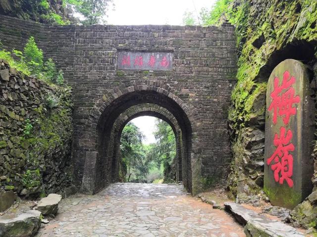 为什么说广东韶关是中国古代语言的一个“百花园”?丨声音里的中国休闲区蓝鸢梦想 - Www.slyday.coM 为什么说广东韶关是中国古代语言的一个“百花园”?丨声音里的中国休闲区蓝鸢梦想 - Www.slyday.coM