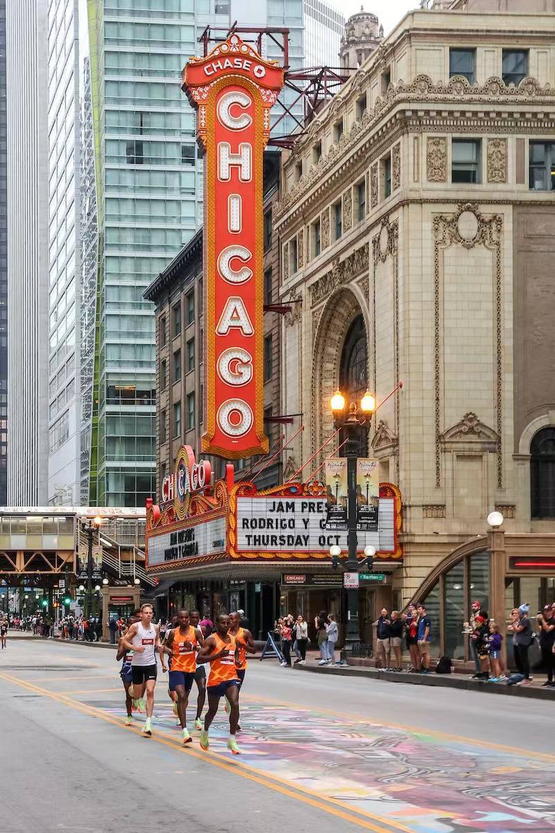 黄金时段现场直播、最强中国男子天团出战,今年的芝加哥马拉松值得细看休闲区蓝鸢梦想 - Www.slyday.coM 黄金时段现场直播、最强中国男子天团出战,今年的芝加哥马拉松值得细看休闲区蓝鸢梦想 - Www.slyday.coM