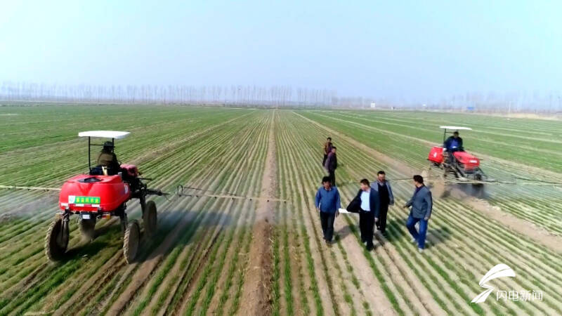 我的这十年丨让种地更轻松、让农民更体面 看“全国十佳农民”魏德东的耕耘之路休闲区蓝鸢梦想 - Www.slyday.coM 我的这十年丨让种地更轻松、让农民更体面 看“全国十佳农民”魏德东的耕耘之路休闲区蓝鸢梦想 - Www.slyday.coM