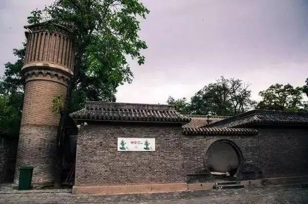 祠、寺、阁、馆,西山这里藏着四朝历史休闲区蓝鸢梦想 - Www.slyday.coM 祠、寺、阁、馆,西山这里藏着四朝历史休闲区蓝鸢梦想 - Www.slyday.coM