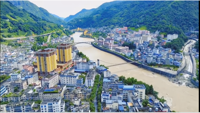 数说福贡这十年休闲区蓝鸢梦想 - Www.slyday.coM 数说福贡这十年休闲区蓝鸢梦想 - Www.slyday.coM