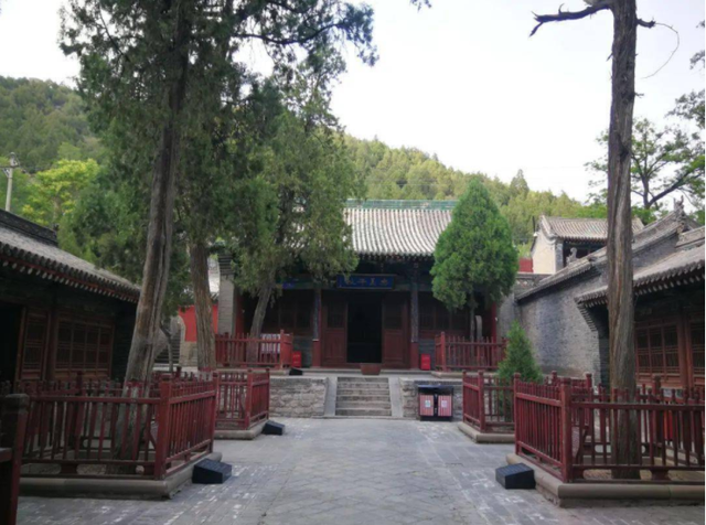 祠、寺、阁、馆,西山这里藏着四朝历史休闲区蓝鸢梦想 - Www.slyday.coM 祠、寺、阁、馆,西山这里藏着四朝历史休闲区蓝鸢梦想 - Www.slyday.coM