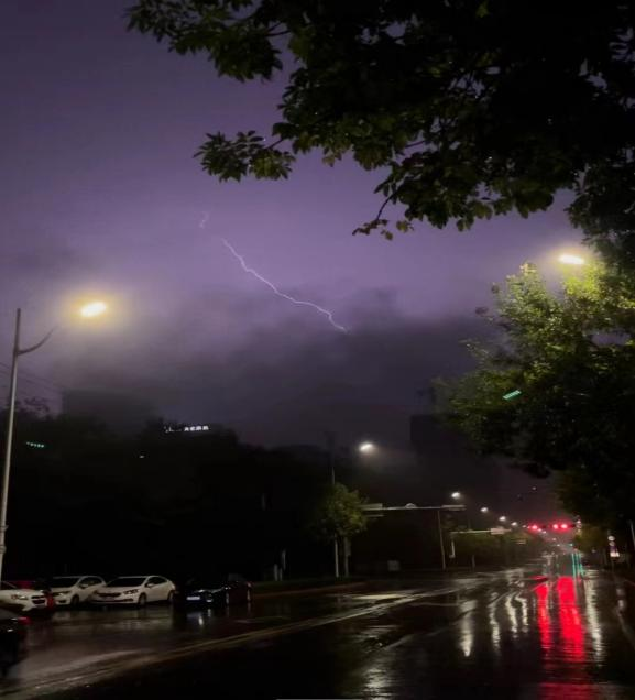 一向体健的韩大爷正和老伴坐在炕上边聊天边看电视,突然不省人事了......休闲区蓝鸢梦想 - Www.slyday.coM 一向体健的韩大爷正和老伴坐在炕上边聊天边看电视,突然不省人事了......休闲区蓝鸢梦想 - Www.slyday.coM