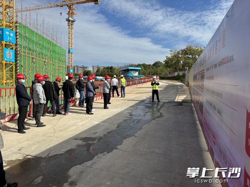 支部建在项目上！市公建中心坚持党建带工建，为项目建设保驾护航