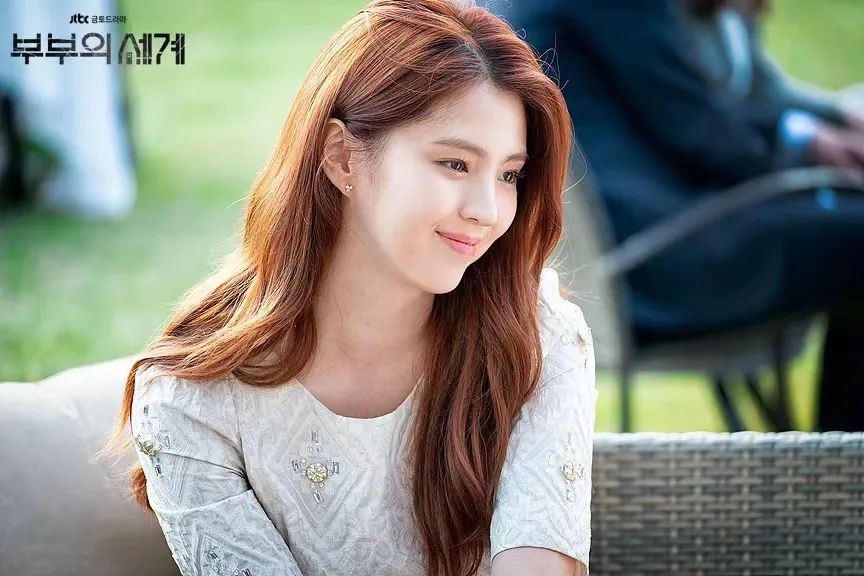 韩素希本色出演腹黑女主,这年头连广告都这么卷了?!休闲区蓝鸢梦想 - Www.slyday.coM 韩素希本色出演腹黑女主,这年头连广告都这么卷了?!休闲区蓝鸢梦想 - Www.slyday.coM