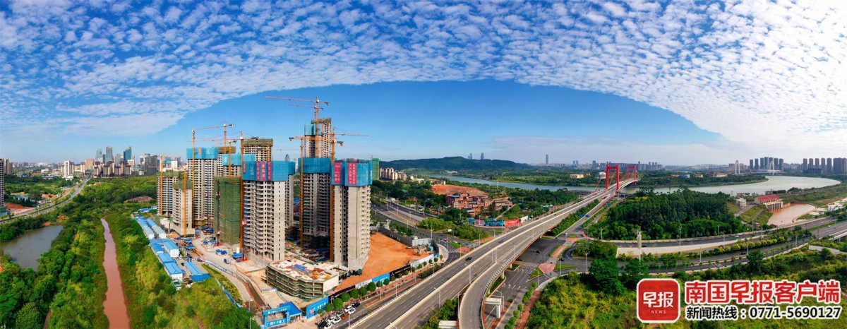 美!南宁天空现大片鱼鳞状白云休闲区蓝鸢梦想 - Www.slyday.coM 美!南宁天空现大片鱼鳞状白云休闲区蓝鸢梦想 - Www.slyday.coM