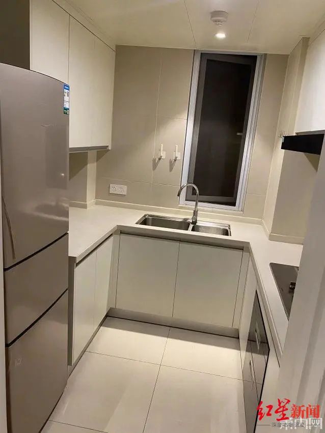 “神仙租客”热搜第一!房东晒图:又惊又喜...休闲区蓝鸢梦想 - Www.slyday.coM “神仙租客”热搜第一!房东晒图:又惊又喜...休闲区蓝鸢梦想 - Www.slyday.coM