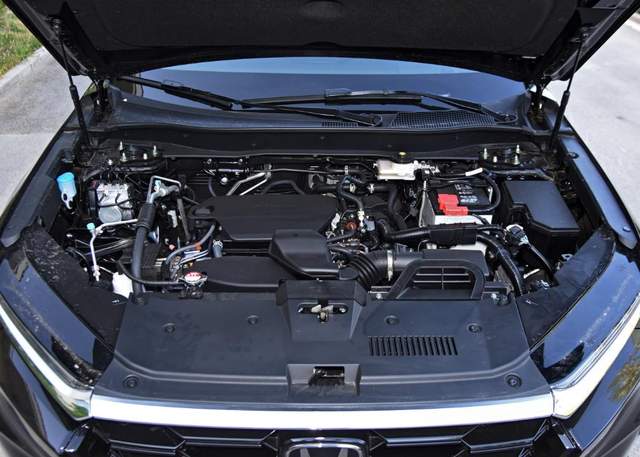 换代CR-V对比丰田bZ4X,相同预算下,买油车还是电车?