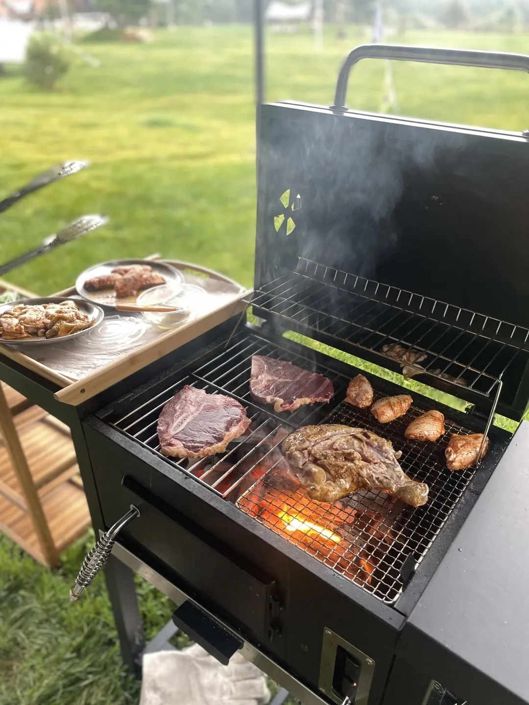 不出昆明人均100+就能拥有的快乐:轻奢露营+BBQ+萌宠+花式娱乐项目休闲区蓝鸢梦想 - Www.slyday.coM 不出昆明人均100+就能拥有的快乐:轻奢露营+BBQ+萌宠+花式娱乐项目休闲区蓝鸢梦想 - Www.slyday.coM