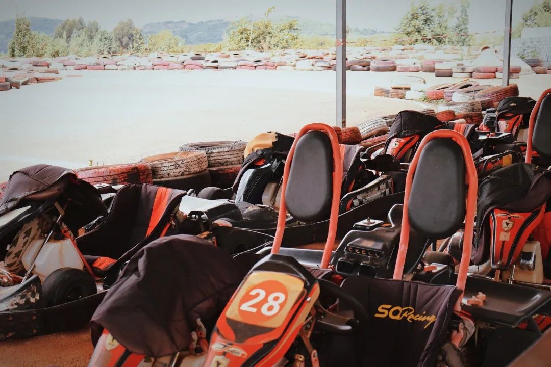 不出昆明人均100+就能拥有的快乐:轻奢露营+BBQ+萌宠+花式娱乐项目休闲区蓝鸢梦想 - Www.slyday.coM 不出昆明人均100+就能拥有的快乐:轻奢露营+BBQ+萌宠+花式娱乐项目休闲区蓝鸢梦想 - Www.slyday.coM