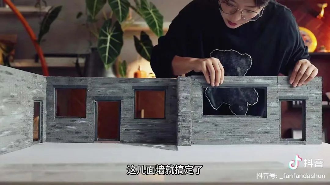 把《武林外传》中的后院做成甜品,这个青岛嫚火了!晚报记者对话范苏木:就是图好玩,下一步要……休闲区蓝鸢梦想 - Www.slyday.coM 把《武林外传》中的后院做成甜品,这个青岛嫚火了!晚报记者对话范苏木:就是图好玩,下一步要……休闲区蓝鸢梦想 - Www.slyday.coM