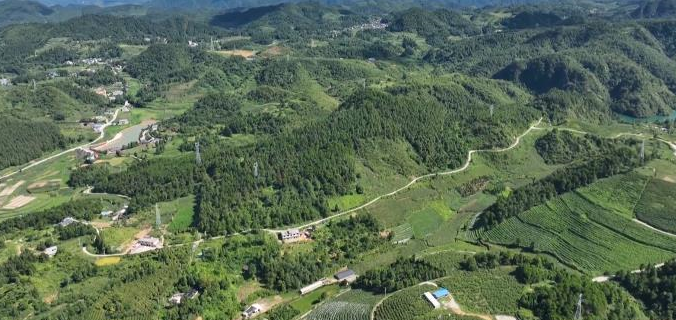 乡村振兴在贵州休闲区蓝鸢梦想 - Www.slyday.coM 乡村振兴在贵州休闲区蓝鸢梦想 - Www.slyday.coM