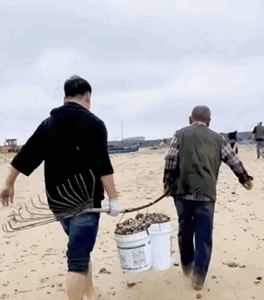 这两天,青岛人被5条热搜急红了眼!指着家门口的大海一通抱怨:你欠我们每个人500斤海鲜休闲区蓝鸢梦想 - Www.slyday.coM 这两天,青岛人被5条热搜急红了眼!指着家门口的大海一通抱怨:你欠我们每个人500斤海鲜休闲区蓝鸢梦想 - Www.slyday.coM