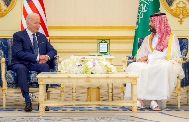 ▲当地时间2022年7月15日，沙特吉达，沙特阿拉伯王储本·萨勒曼与美国总统拜登举行会晤。图/IC photo