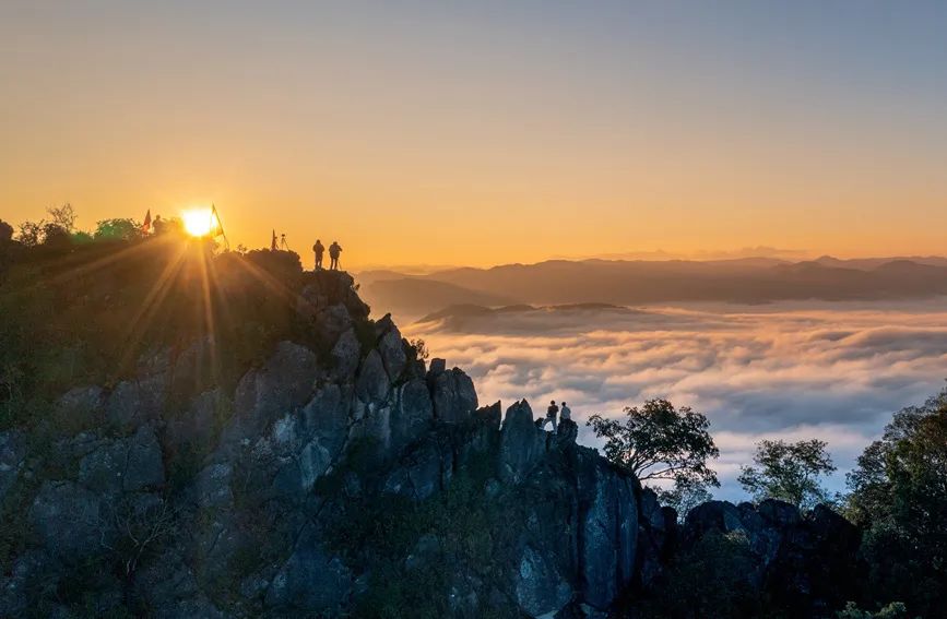 当星辰大海遇上七色云海休闲区蓝鸢梦想 - Www.slyday.coM 当星辰大海遇上七色云海休闲区蓝鸢梦想 - Www.slyday.coM