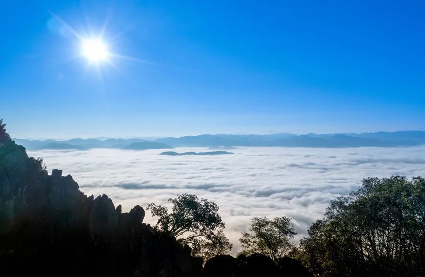 当星辰大海遇上七色云海休闲区蓝鸢梦想 - Www.slyday.coM 当星辰大海遇上七色云海休闲区蓝鸢梦想 - Www.slyday.coM