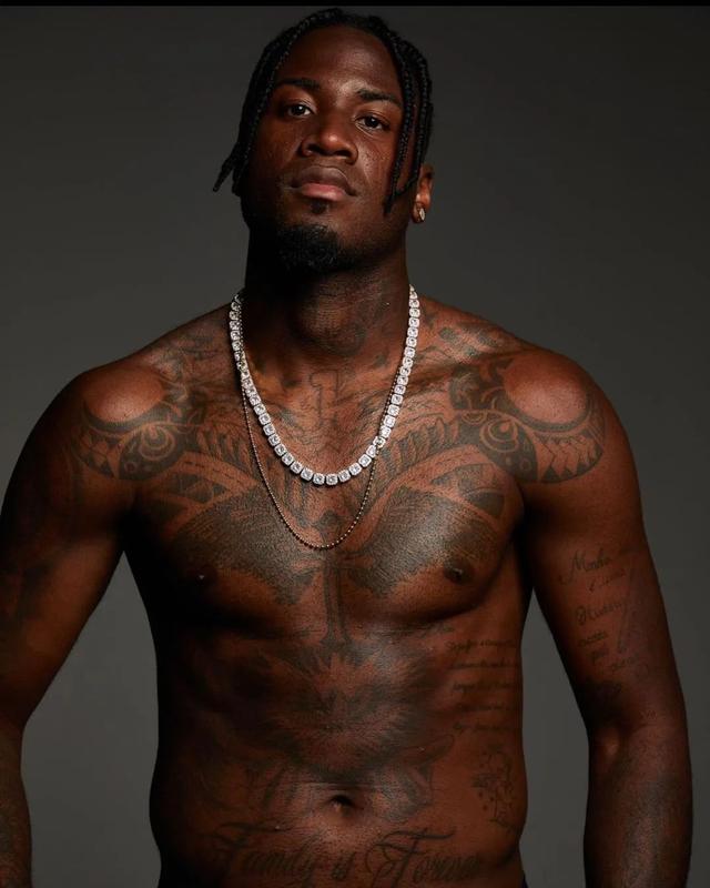 球场情场都得意!向混血女友求婚成功,马尔康即将开始第二段婚姻休闲区蓝鸢梦想 - Www.slyday.coM 球场情场都得意!向混血女友求婚成功,马尔康即将开始第二段婚姻休闲区蓝鸢梦想 - Www.slyday.coM