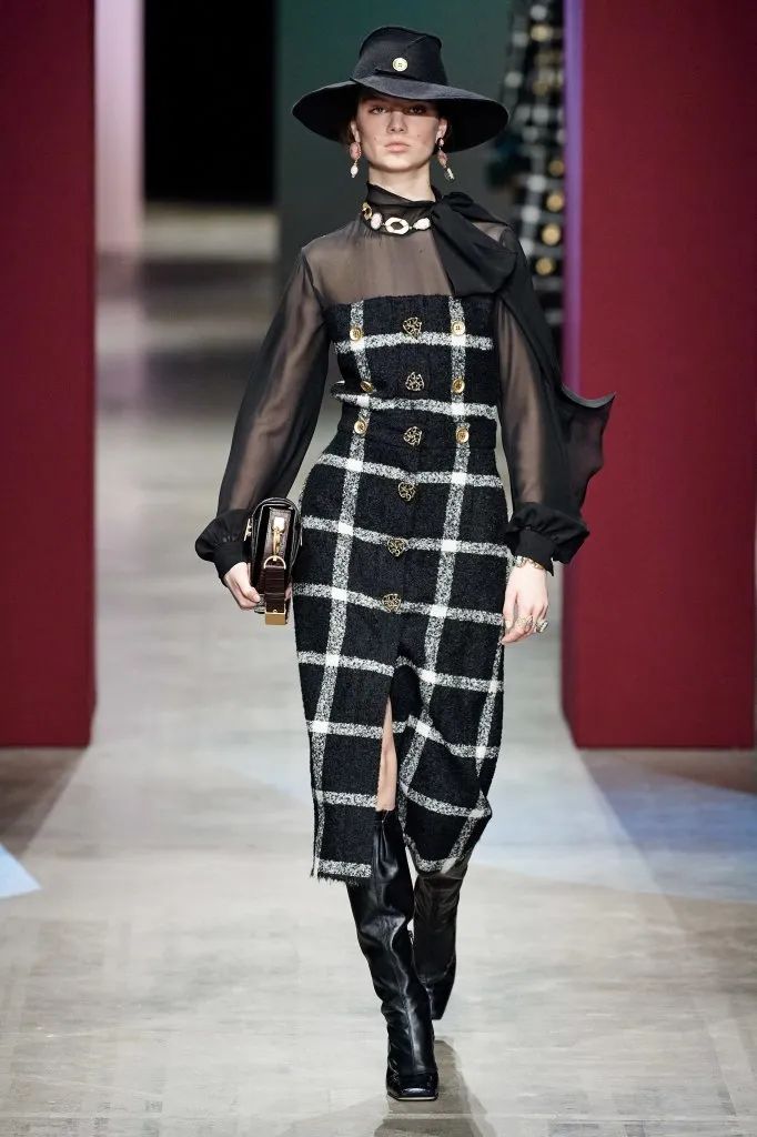 秋冬穿搭,谁又能不爱格纹呢休闲区蓝鸢梦想 - Www.slyday.coM 秋冬穿搭,谁又能不爱格纹呢休闲区蓝鸢梦想 - Www.slyday.coM