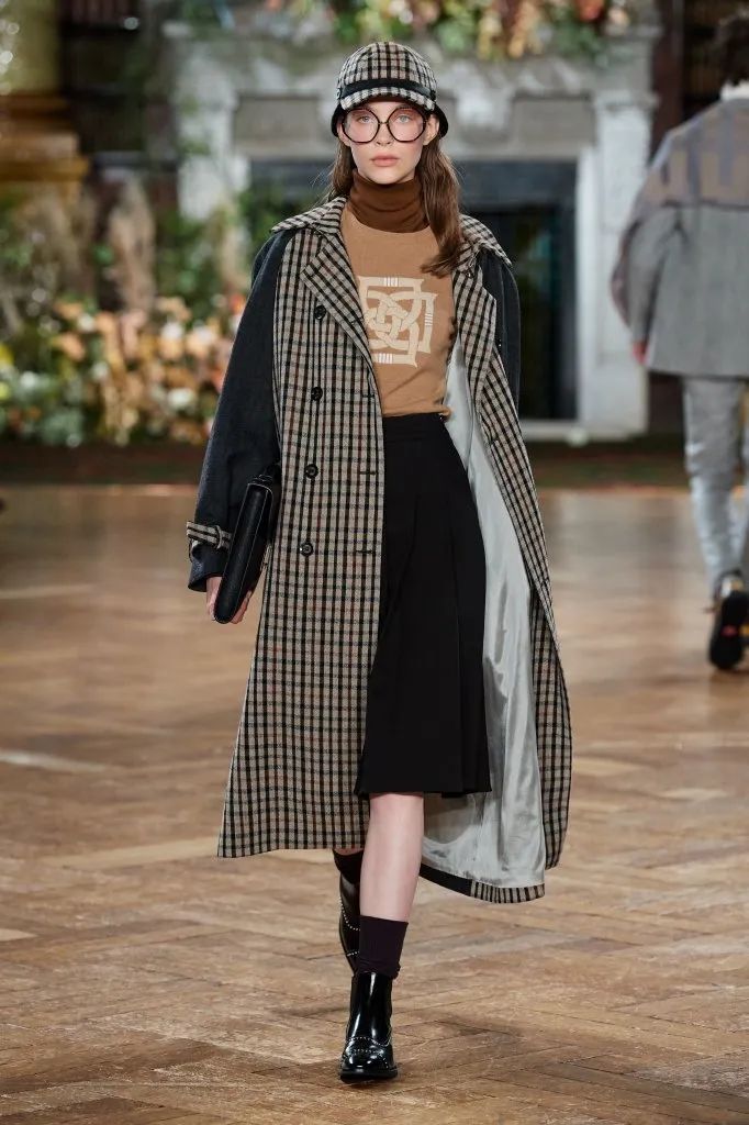 秋冬穿搭,谁又能不爱格纹呢休闲区蓝鸢梦想 - Www.slyday.coM 秋冬穿搭,谁又能不爱格纹呢休闲区蓝鸢梦想 - Www.slyday.coM