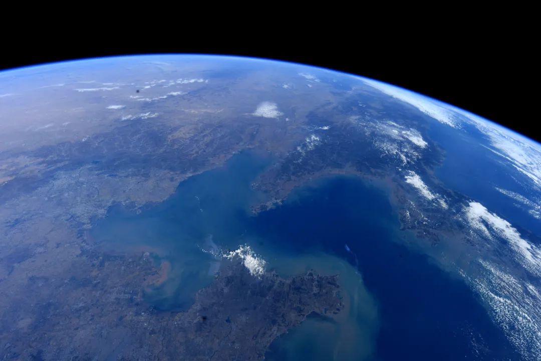 “路过”北京,欧洲航天员吟诵中国古文休闲区蓝鸢梦想 - Www.slyday.coM “路过”北京,欧洲航天员吟诵中国古文休闲区蓝鸢梦想 - Www.slyday.coM