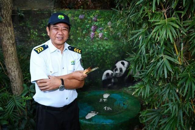 “神笔保安”!52岁的他把公园变成“动物世界”休闲区蓝鸢梦想 - Www.slyday.coM “神笔保安”!52岁的他把公园变成“动物世界”休闲区蓝鸢梦想 - Www.slyday.coM