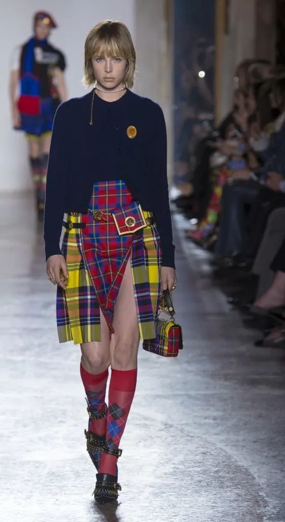 秋冬穿搭,谁又能不爱格纹呢休闲区蓝鸢梦想 - Www.slyday.coM 秋冬穿搭,谁又能不爱格纹呢休闲区蓝鸢梦想 - Www.slyday.coM