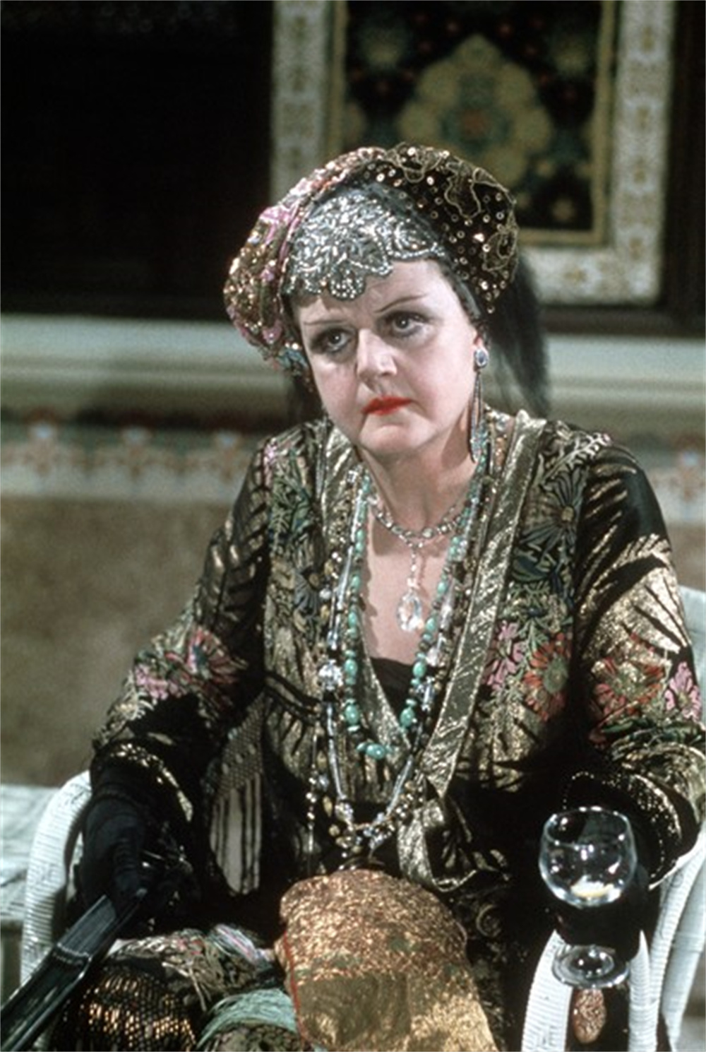 纪念|“女作家”安吉拉·兰斯伯瑞去世,享寿96岁休闲区蓝鸢梦想 - Www.slyday.coM 纪念|“女作家”安吉拉·兰斯伯瑞去世,享寿96岁休闲区蓝鸢梦想 - Www.slyday.coM