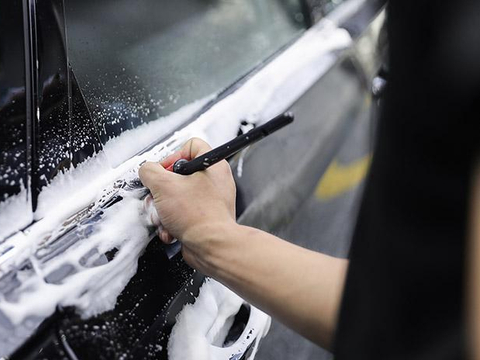 隐形车衣要等一段时间才能洗车？
