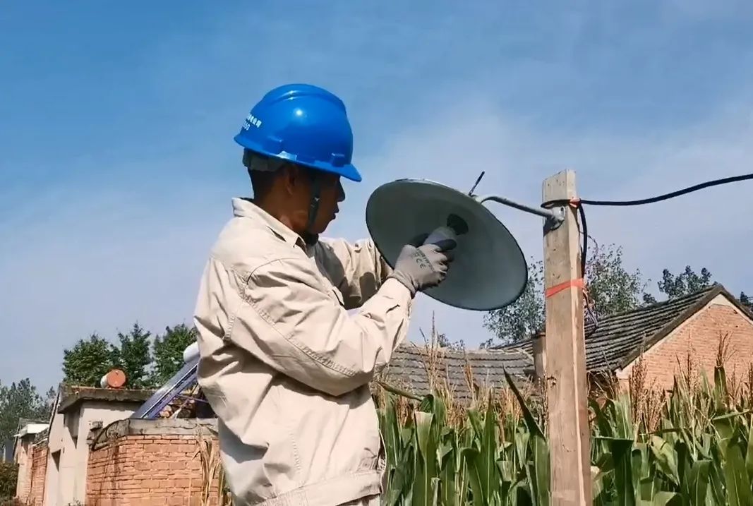“我没有双臂,但我很感谢拥抱我的人”休闲区蓝鸢梦想 - Www.slyday.coM “我没有双臂,但我很感谢拥抱我的人”休闲区蓝鸢梦想 - Www.slyday.coM