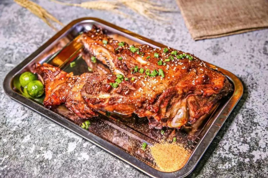 一口入魂的湛江带壳生蚝堆成山!今晚八点半,就在广西玉林这家店!休闲区蓝鸢梦想 - Www.slyday.coM 一口入魂的湛江带壳生蚝堆成山!今晚八点半,就在广西玉林这家店!休闲区蓝鸢梦想 - Www.slyday.coM