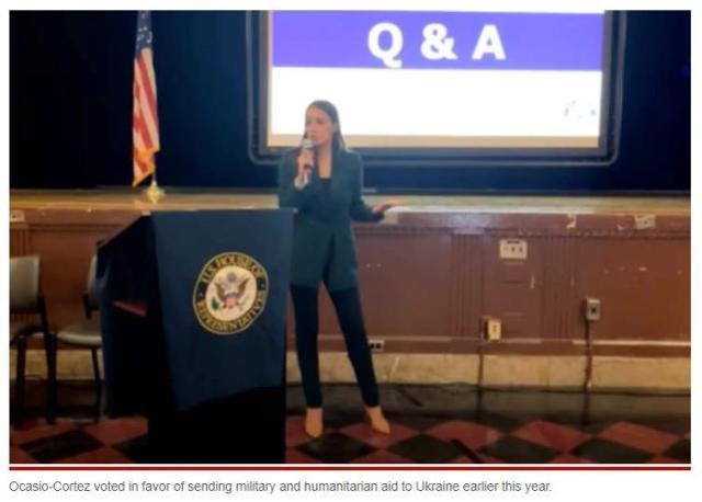 支持对乌军援后,美议员遭抗议者怒斥:你把美国人的命当儿戏休闲区蓝鸢梦想 - Www.slyday.coM 支持对乌军援后,美议员遭抗议者怒斥:你把美国人的命当儿戏休闲区蓝鸢梦想 - Www.slyday.coM