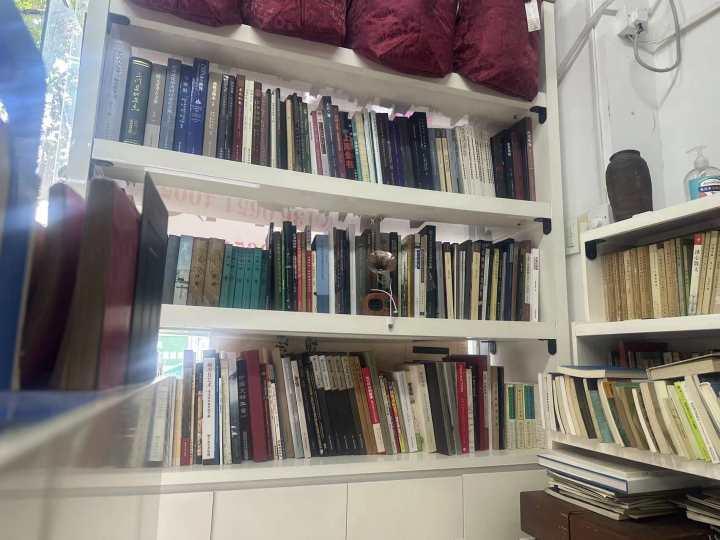 翻新丝绵被照旧,卖二手书扩大,杭州这家小店又到了一年中最忙的时候休闲区蓝鸢梦想 - Www.slyday.coM 翻新丝绵被照旧,卖二手书扩大,杭州这家小店又到了一年中最忙的时候休闲区蓝鸢梦想 - Www.slyday.coM