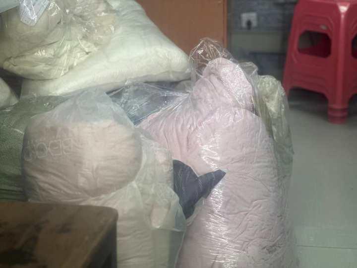 翻新丝绵被照旧,卖二手书扩大,杭州这家小店又到了一年中最忙的时候休闲区蓝鸢梦想 - Www.slyday.coM 翻新丝绵被照旧,卖二手书扩大,杭州这家小店又到了一年中最忙的时候休闲区蓝鸢梦想 - Www.slyday.coM