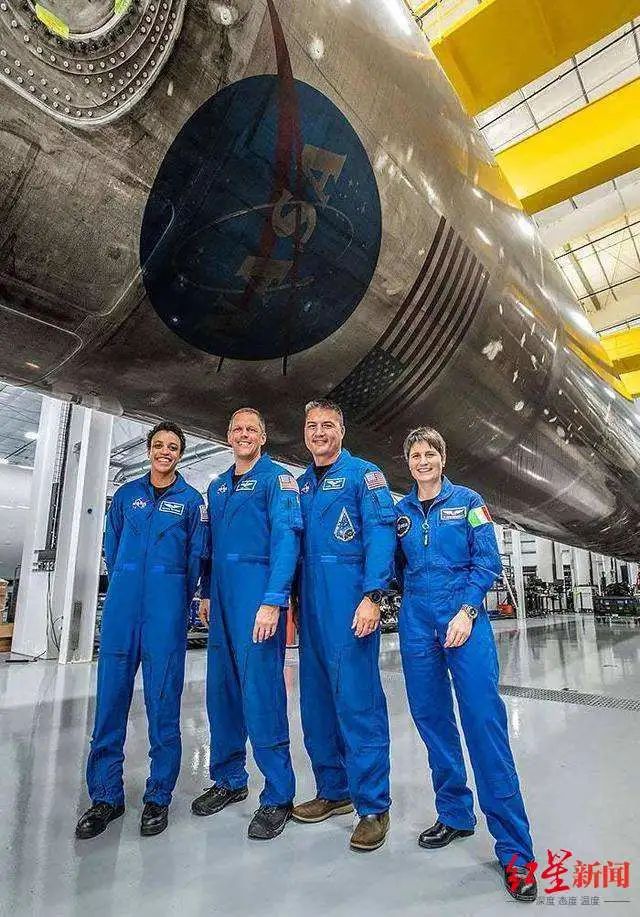 用兰亭集序发文的意大利女航天员,是谁?休闲区蓝鸢梦想 - Www.slyday.coM 用兰亭集序发文的意大利女航天员,是谁?休闲区蓝鸢梦想 - Www.slyday.coM