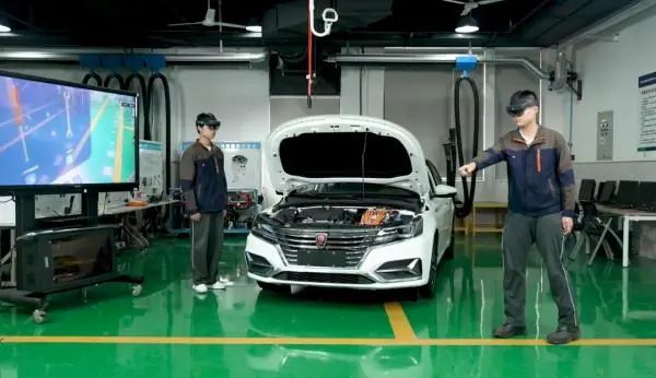 原来,职业教育可以这么酷!休闲区蓝鸢梦想 - Www.slyday.coM 原来,职业教育可以这么酷!休闲区蓝鸢梦想 - Www.slyday.coM