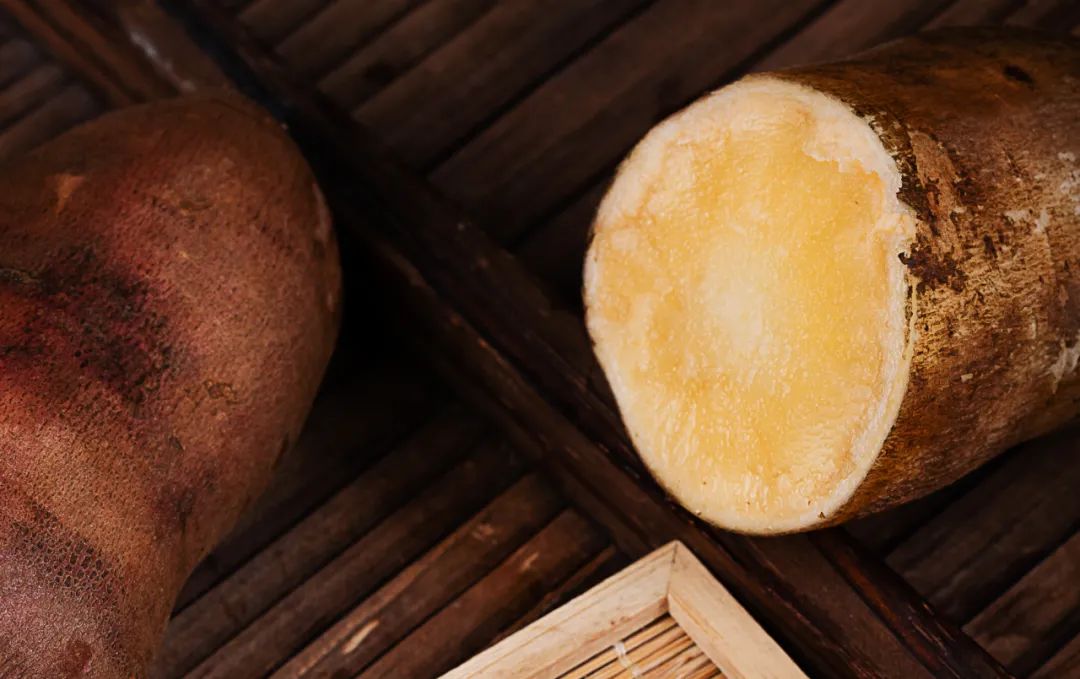 它长得像红薯,却是“人间仙果”!吃了通便顺畅、血糖降,比梨还多汁~休闲区蓝鸢梦想 - Www.slyday.coM 它长得像红薯,却是“人间仙果”!吃了通便顺畅、血糖降,比梨还多汁~休闲区蓝鸢梦想 - Www.slyday.coM