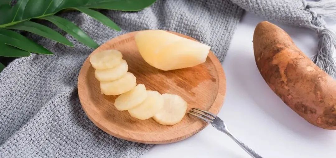 它长得像红薯,却是“人间仙果”!吃了通便顺畅、血糖降,比梨还多汁~休闲区蓝鸢梦想 - Www.slyday.coM 它长得像红薯,却是“人间仙果”!吃了通便顺畅、血糖降,比梨还多汁~休闲区蓝鸢梦想 - Www.slyday.coM