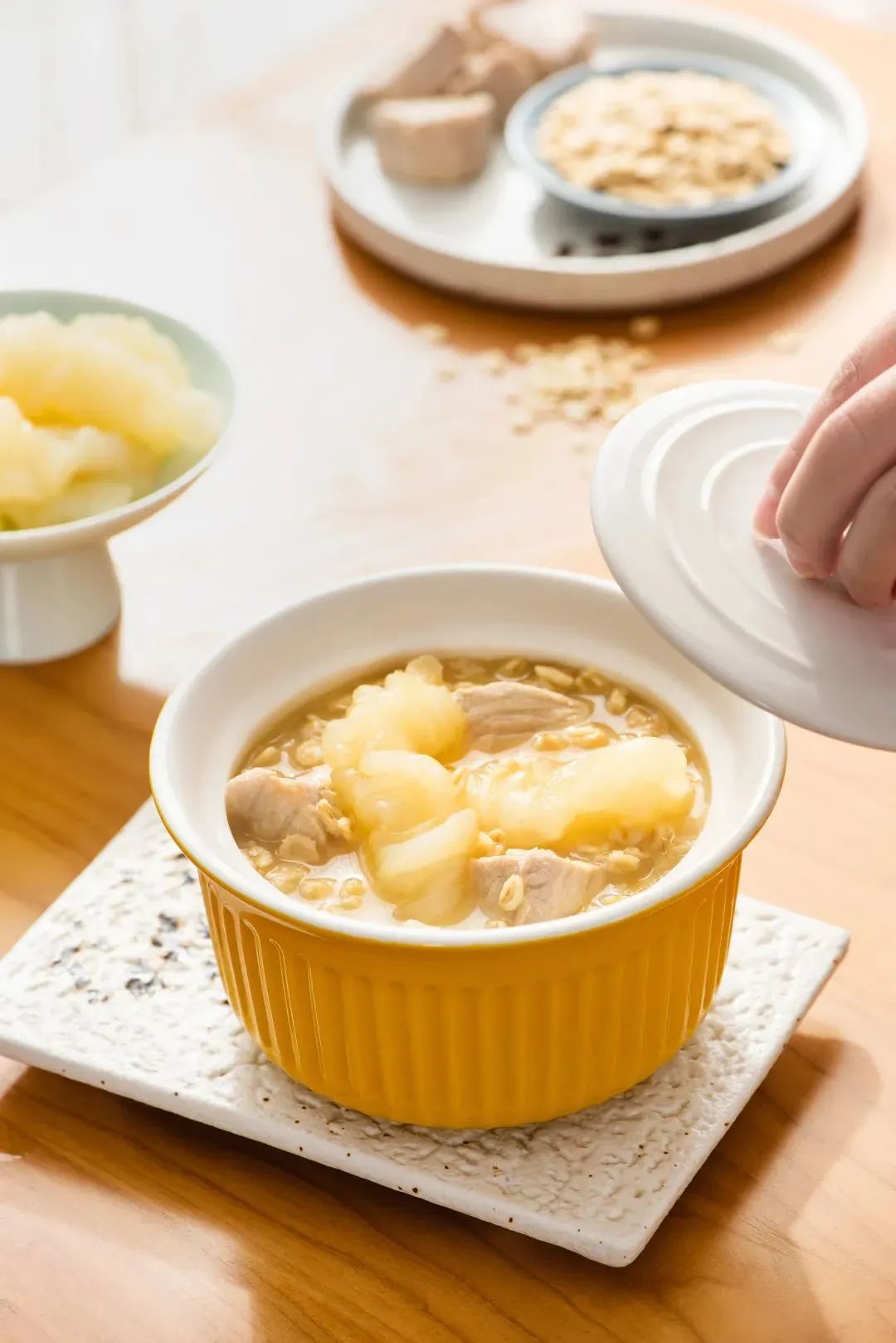 汽锅鸡听起来很哇哦,放进这口锅里还不是分分钟的事?休闲区蓝鸢梦想 - Www.slyday.coM 汽锅鸡听起来很哇哦,放进这口锅里还不是分分钟的事?休闲区蓝鸢梦想 - Www.slyday.coM